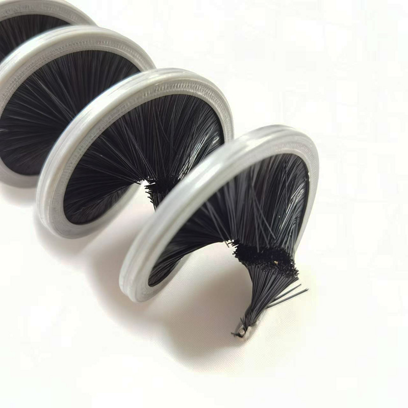 Nylon Coil Brush
