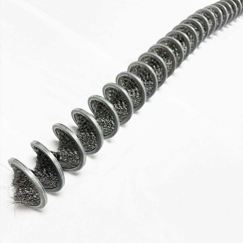 Wire inverted coil brush